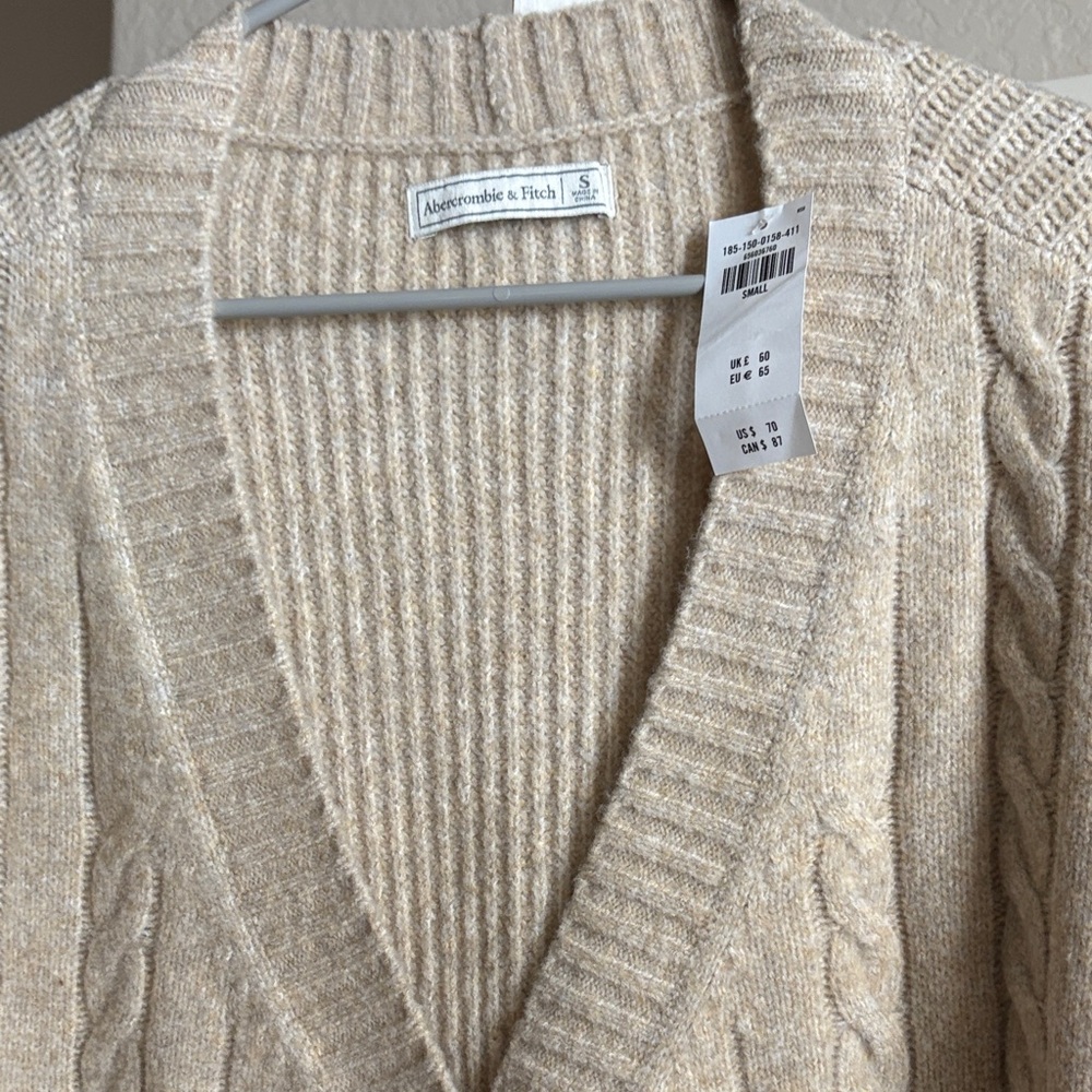 Abercrombie & Fitch Women's Beige Cardigan